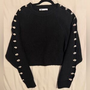 Zara Women's Classic Black Crew Neck Sweater